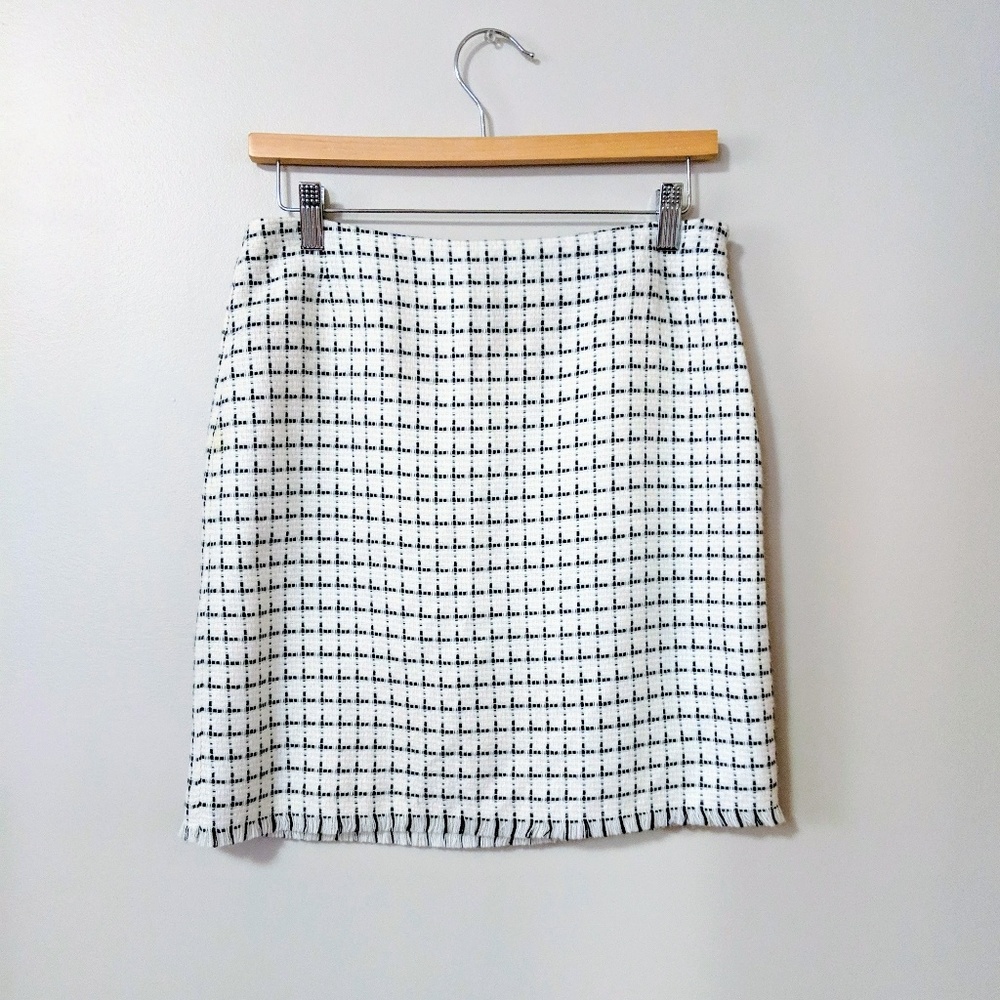 New York & Company Skirt Size 2